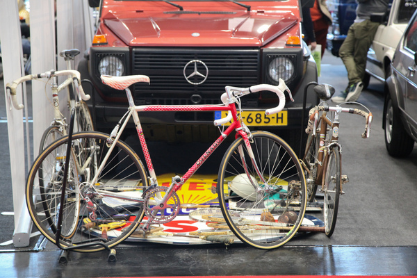 Zum Auto-Klassiker ein Rennrad-Klassiker von Colnago - Retro Classics Bavaria 2019