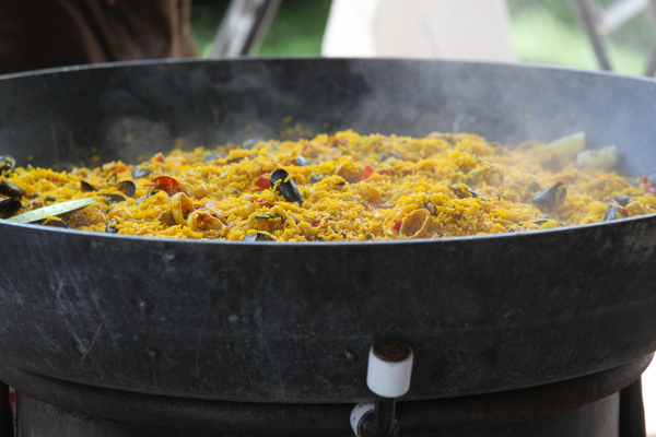 Zum Mittagessen gab es eine Paella - 1ère Rencontre Franco-Suisse Alpine 2019