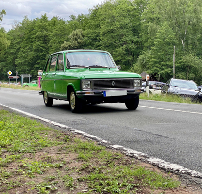 Bild: Zur Sternfahrt französischer Klassiker am 29. April 2023, erwarten die Museumsmacher unzählige Oldtimer gebaut in der Grande Nation