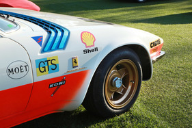 ... Zutaten wie die Kiemen vor der Frontscheibe auf viel Detailliebe des Design-Genies Giovanni Michelotti schliessen lassen.