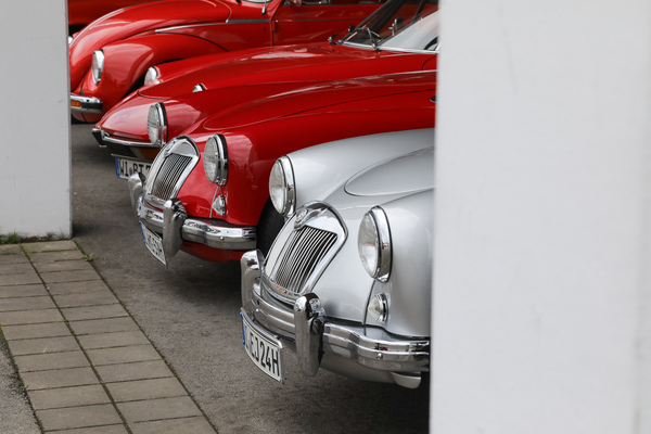 Image: Two colors, three nations - classic cars from MG, Alfa Romeo and VW - Klassikwelt Bodensee 2024