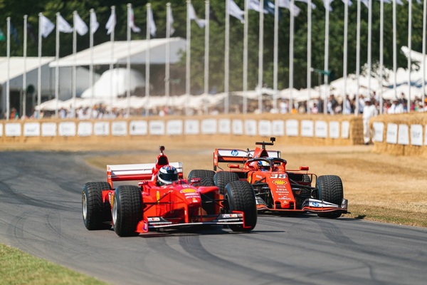 Zwei Generationen Formel-1-Ferrari - Goodwood Festival of Speed 2025