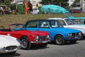 Zwei Generationen Triumph - TR4 und Dolomite Sprint - Albisgütli Classics Cars & Bikes Juli 2025 Zwei Generationen Triumph - TR4 und Dolomite Sprint - Albisgütli Classics Cars & Bikes Juli 2025