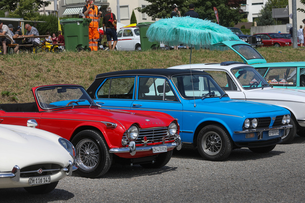 Zwei Generationen Triumph - TR4 und Dolomite Sprint - Albisgütli Classics Cars & Bikes Juli 2025