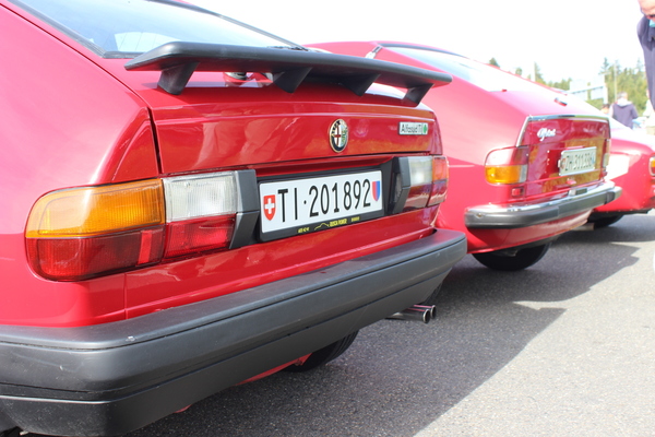 Zweimal Alfasud-Heck am facegelifteten TI und an früher Basisversion – Passione Alfa Romeo Hinwil 2018