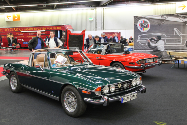 Zweimal Triumph Stag auf dem Clubstand - Retro Classics Bavaria 2019