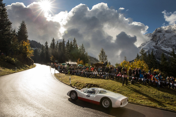 … als tausende Rösser, sprich PS, die sechs Kilometer unter die Räder nahmen.