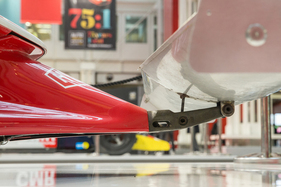 … am Ferrari 312 T4 von 1979:80 kam dies doch noch wesentlich rudimentärer daher.