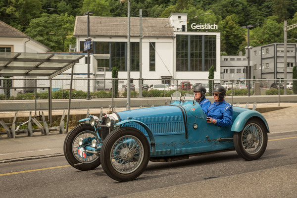 … auch der Klebstoffhersteller "Geistlich" seine Sommerferien genoss.