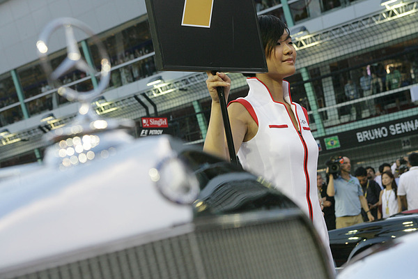 auf Michael Schumacher.