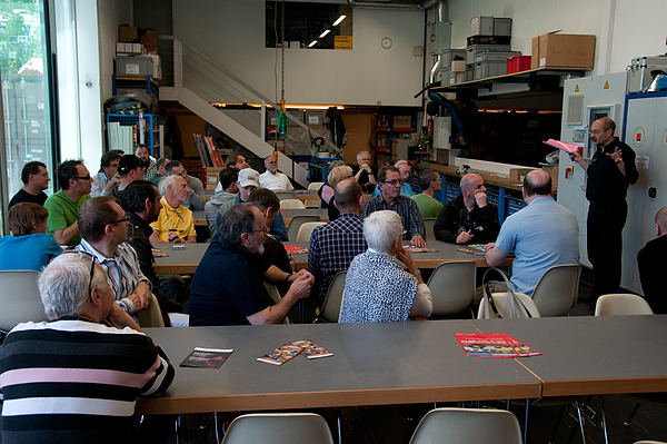 beim Fahrer-Briefing - Impressionen von der Veranstaltung "Fantastic Plastic 2013"