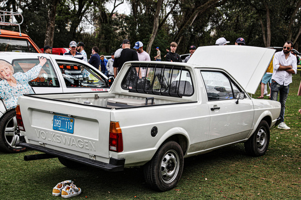 ... da ein VW Gol Saveiro aus Brasilien...