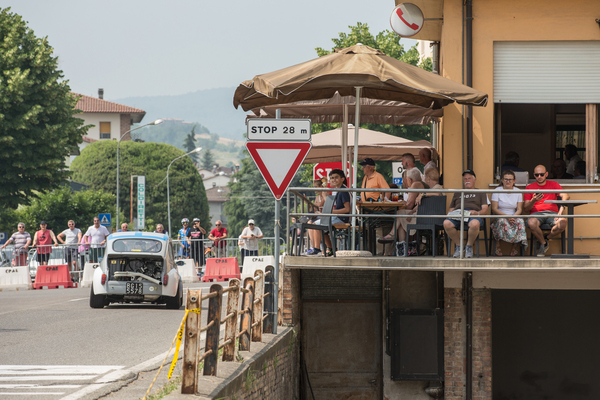 … da ist er doch schon, der Wecker!