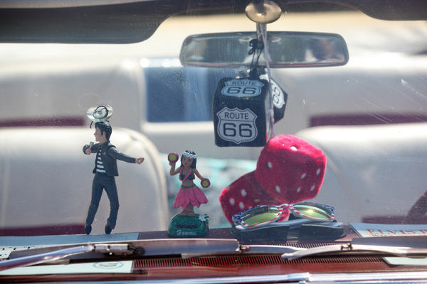 … dann die Puppen tanzen können.