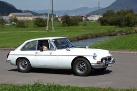 das MG B GT Coupé, der Jaguar des "armen" Mannes? - British Car Meeting in Mollis am 28. August 2016