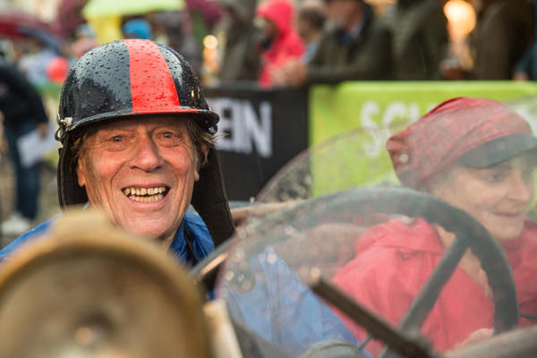 … dass trotzdem ein breites Grinsen in all den nassen Gesichtern zu lesen war.