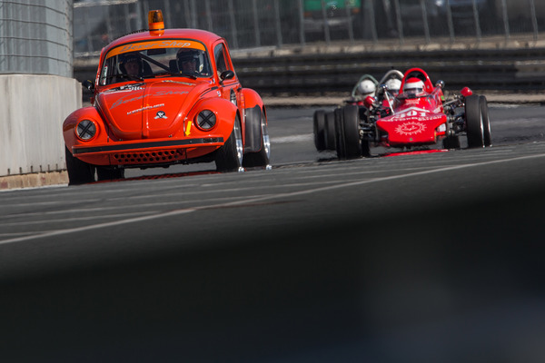 der VW Käfer als Safety Car - anlässlich der Rückschau "50 Jahre Formel V" auf dem Norisring 2015