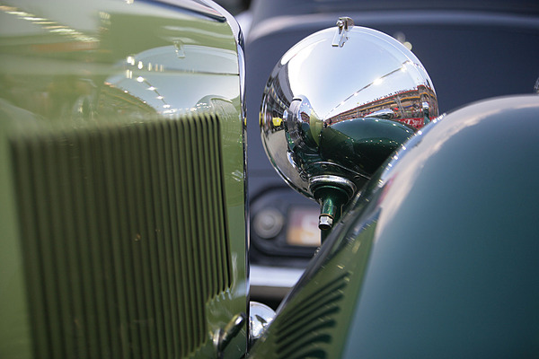 … die diesjährige Oldtimer-Fahrerparade anlässlich des GP Singapore.