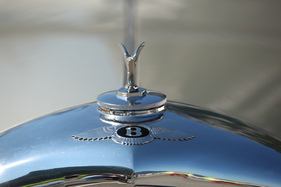 die klasische Bentley-Kühlerfigur - British Car Meeting 2015 in Mollis