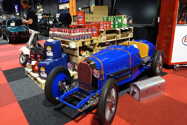 ...doch diese Miniatur war schon zu haben... – Classic Car Show Maastricht 2025