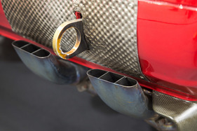 … doch gleich beide Auspüffe des 155 2.5 V6 TI DTM Erregung zeigen.