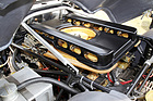 ... ein 4,9 Liter grosser Zwölfzylinder-Boxer, dessen 4,9 Liter Hubraum für etwa 600 PS gut sind. Dieses Exemplar ...