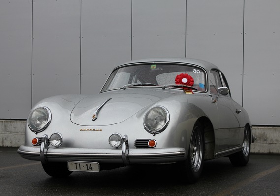 ein hübsches 356-Coupé - Porsche Classic Day 2012