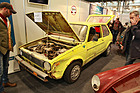 ... einer der ersten VW Golf vom Sommer 1974 – beides übel zugerichtete Klassiker, die den vollen Einsatz furchtloser Profi-Restaurierer erfordern (Bremen Classic Motorshow 2018)