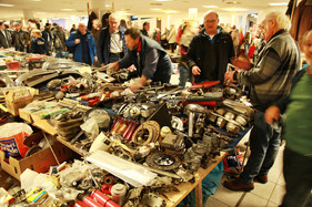 ... findet man natürlich auf der etablierten Oldtimer-Messe der Hansestadt (Bremen Classic Motorshow 2018)