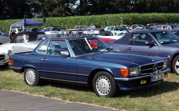 Platz 3 in Deutschland - Mercedes Benz R 107