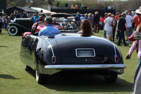 ... gefolgt von der Heckansicht eines weiteren alten Bekannten aus dieser Galerie - rückwärtige Impression des Chrysler Thunderbolt von 1941. Präsentiert wird das unglaubliche Showcar...