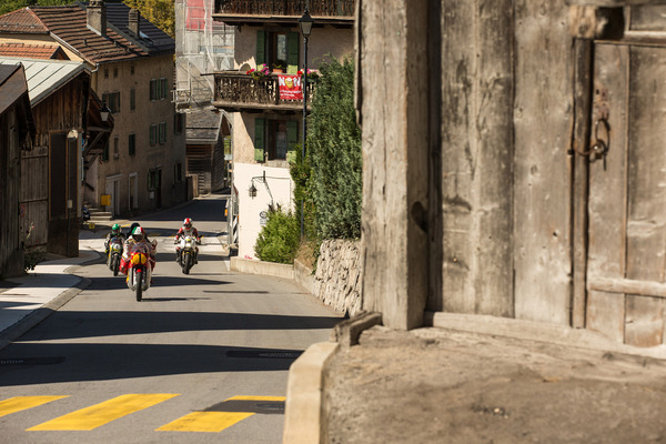 … genau wie bei seinen fünf Siegen bei der Senior TT auf der Isle of Man.