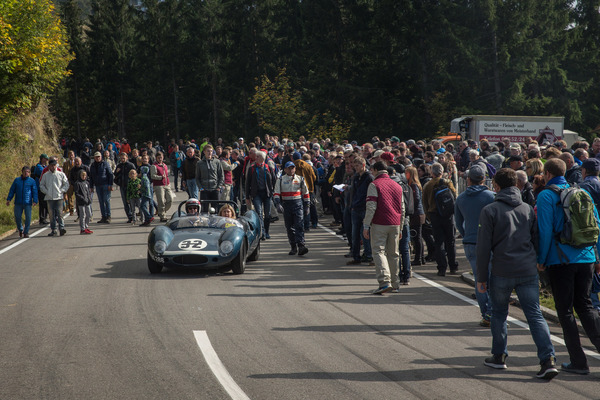 … im Cooper Monaco, feierten.