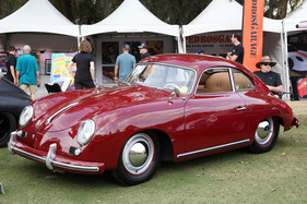 ... oder der hier abgebildete, überaus seltene 356 Continental, lackiert in türkischrot. Dieses Exemplar verliess das Werk am 28. April 1955 in Richtung Amerika.