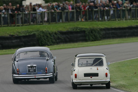  ... oft mit etwas ungleichen Mitteln.