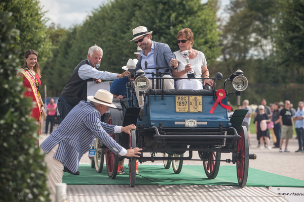 … und der Malicet&Blin musste nicht nur geschoben, sondern auch noch von aussen gelenkt werden.