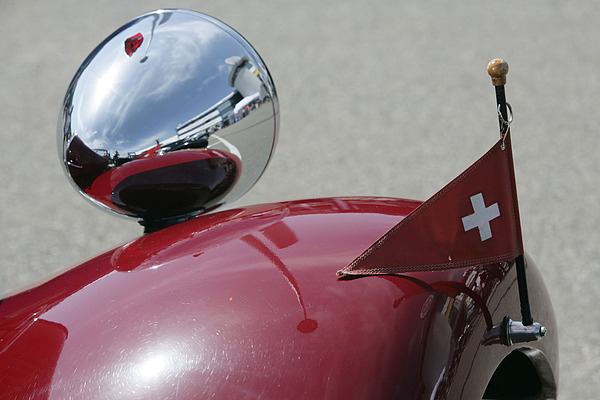 ... und die Schweizer Flagge ist gehisst.