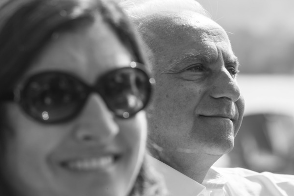 … und verbrachte sein ganzes Leben nicht nur mit hübschen Frauen, …