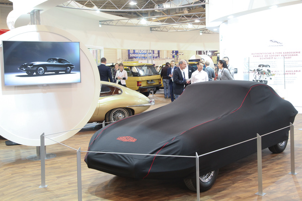 ... und wird am besten sofort mit einer Abdeckplane geschützt