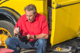… und zwar nicht nur die Autos, sondern auch die Schuhe.