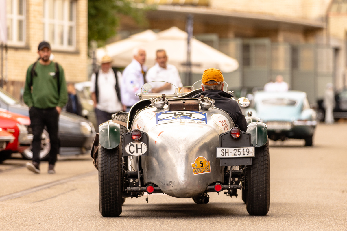 OLDER CLASSICS (Oldtimer-Spezialist)