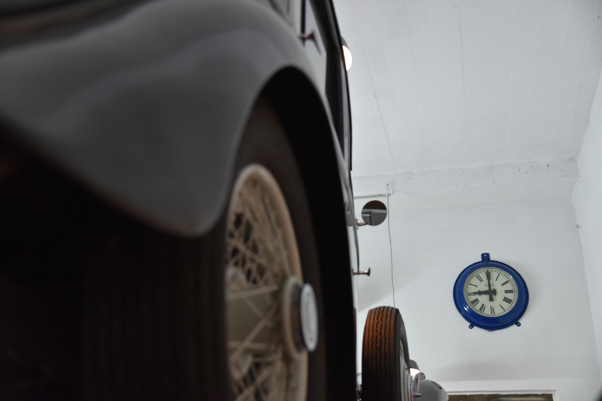 Henry & Stuart Oldtimer Services (Oldtimer-Händler & Spezialist)