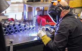 KW automotive (Schweiz) AG (Classic Car-Specialist)