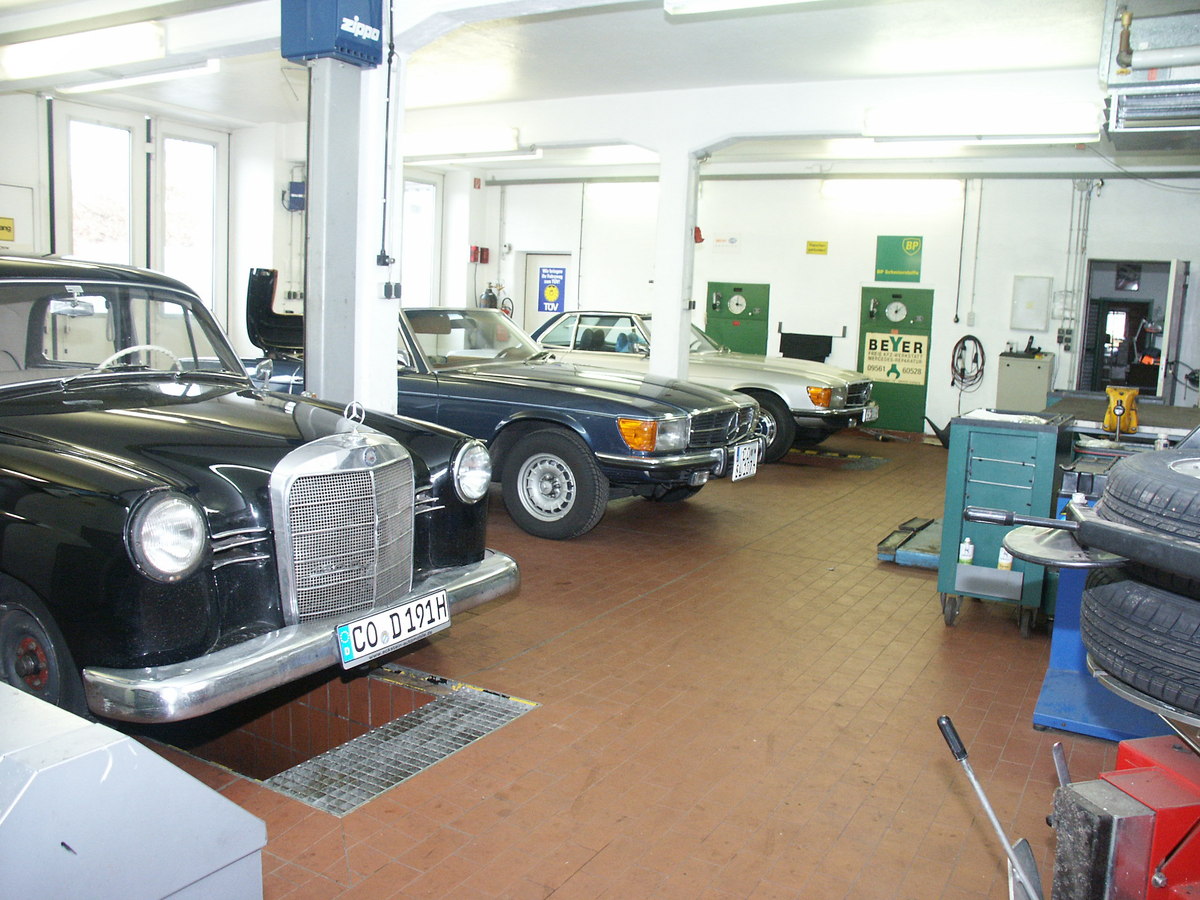 Klassiker-Restaurierung BEYER (Oldtimer-Spezialist)