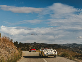 Bild 4 von Oldtimer-Spezialist «Vintage Tours GmbH»