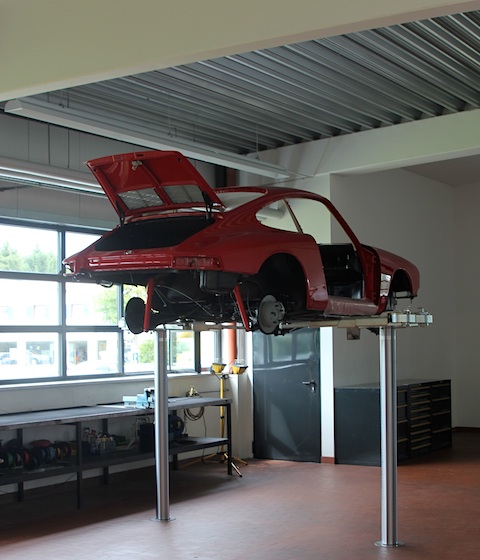 Porsche 901 während der Restauration bei Alois Ruf