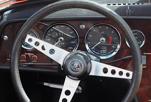 Artikelbild Was der Autofahrer zu Beginn der 60er-Jahre wollte - Blinkerrückstellung und hell gestrichene Motorräume