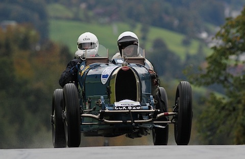 Bugatti Typ 37 A von 1926 bei der Gedenkfahrt zum Michaelskreuzrennen im Jahre 2011