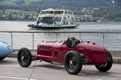 Alfa Romeo P3 wartet auf die Fähre