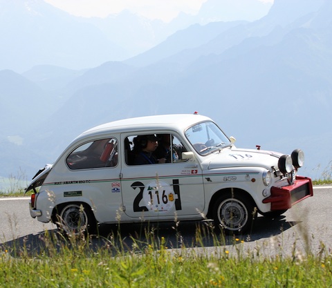 Weidwunder Fiat Abarth 850 TC fährt den Gaisberg hoch